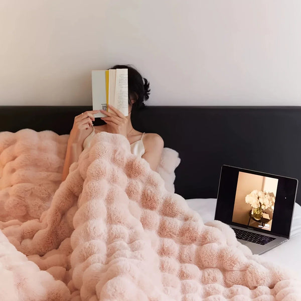 Luxury Faux Fur Bubble Blanket